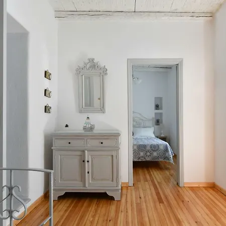 Porto De Calma * Naousa (Paros)