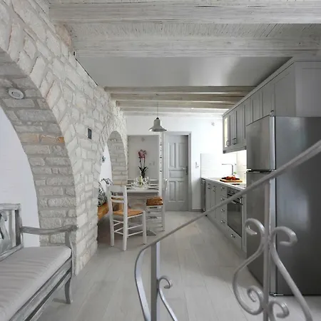 Porto De Calma Naousa (Paros)