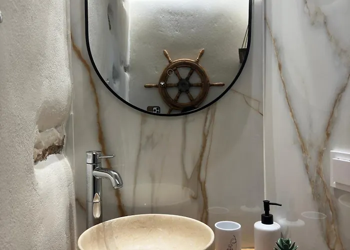 Porto De Calma Naousa (Paros)