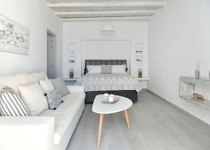 Porto De Calma * Naousa (Paros)